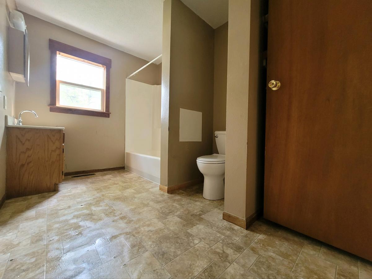 Spencer For Rent 230 W 1st St Apt 3, Spencer IA